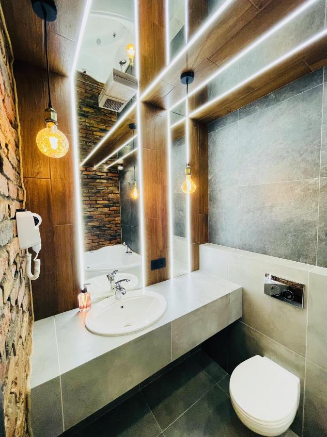 LOFT в RIVER PARK с джакузи Дніпро Екстер'єр фото